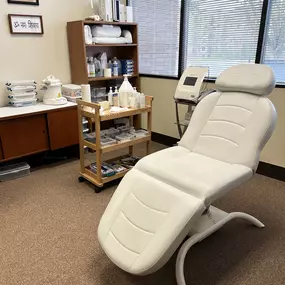 Godly Electrology operates a private, comfortable, clean and professional hair removal clinic.