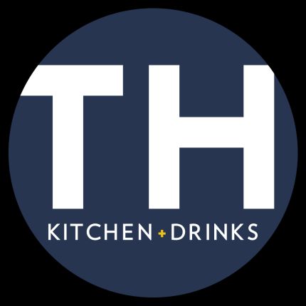 Logotipo de Town House Kitchen + Drinks