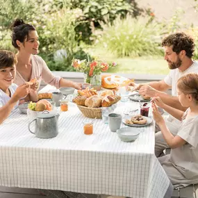 Morgengold Frühstückdienste ist Ihr Brötchenlieferservice in Hamm und Umgebung. Wir liefern Ihnen frische Brötchen direkt an die Haustüre - auch an Sonntagen und Feiertagen. 

Frühstück bestellen, Frühstücksservice, Frühstück Lieferservice, Brötchen Lieferservice, Brötchen an die Haustüre, Brötchenservice, Brötchen bestellen, Frühstück liefern lassen, Brot online bestellen, Frühstücksdienst, Brötchenbringdienst, Frühstück nach Hause liefern lassen, Brötchendienst, Lieferservice Frühstück, Frühst