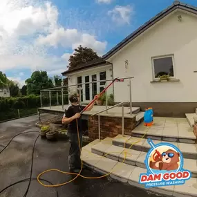 Bild von Dam Good Pressure Washing