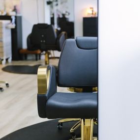Top Salon For Curly Haircuts, Color, & Treatments in Austin, TX