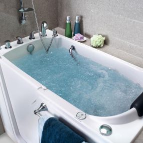 Bild von Leaf Home Bath