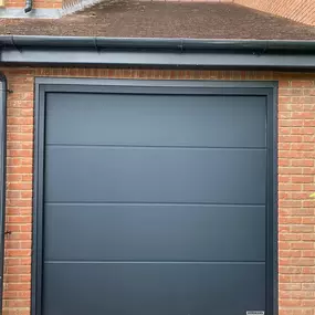 Bild von JM Garage Doors