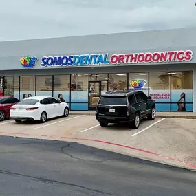 Bild von Somos Dental & Orthodontics - Plano