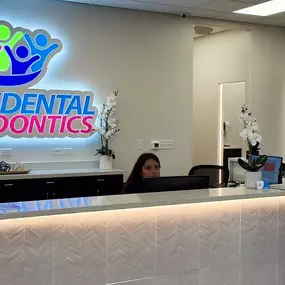 Bild von Somos Dental & Orthodontics - Plano