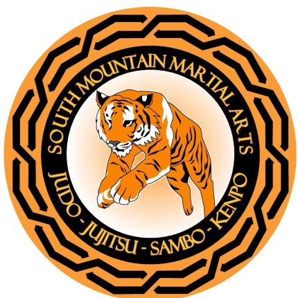 Logo da South Mountain Martial Arts