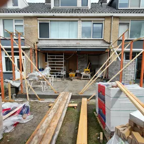 uitbreiding en verbouw v.d. woning