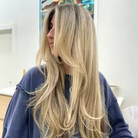 Salon in Somerville, NJ For Bright Blonde Hair Styled With Waves