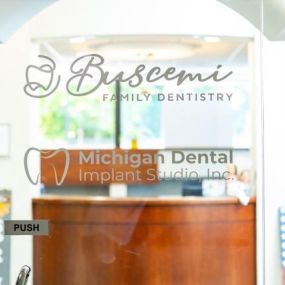 Bild von Michigan Dental Implant Studio