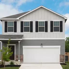 Check out our Voyager single family plan in our new Dallas area neighborhood, Coyote Meadows!