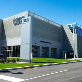 Exterior photo of Audi Fort Washington's service department