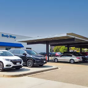 Service Center at Holman Honda Centennial exterior