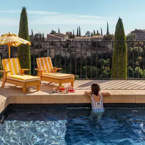 Airelles Gordes, La Bastide - piscine enfants