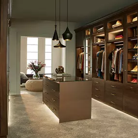 Bild von California Closets - Cape Cod