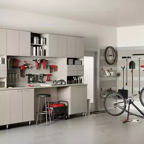 Bild von California Closets - Cape Cod