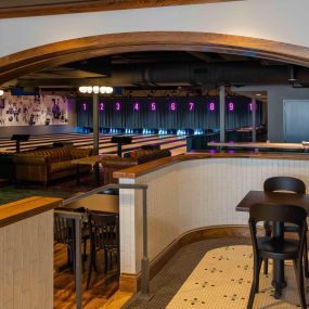 Bar to bowling lanes