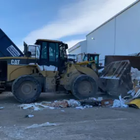 Bild von LRS West Chicago Transfer Station, Material Recovery Facility, Portables, & Clean Sweep