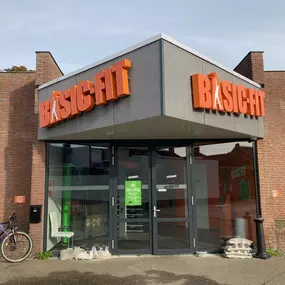 Basic-Fit Kerkrade Marktstraat 24/7 - entree