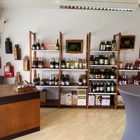 La Bodega Wein & Delikatessen
