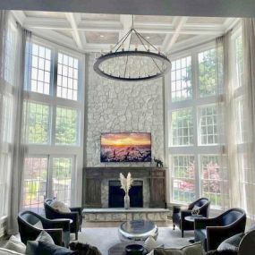 We love a fabulous Great Room & this one is divine! We worked with Sawyer Interiors LLC on this project. We ❤️❤️❤️ it.