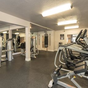 Gym at Woodbridge Apartments