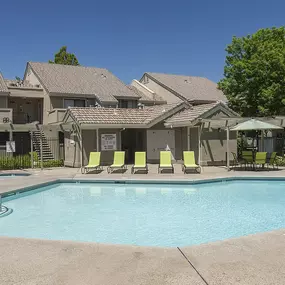 Pool at Zinfandel Village Apartments