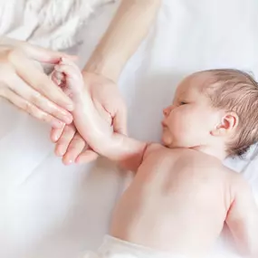 Ayurvedische Babymassage