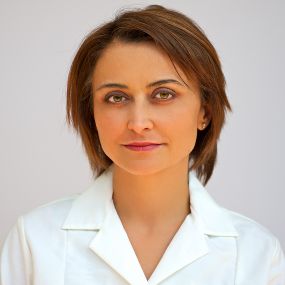 Bild von Plastic Surgery Specialists : Dr. Helena Guarda