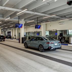 Service Center at BMW of Tigard interior