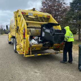 Bild von LRS Bloomington Transfer Station & Material Recovery Facility