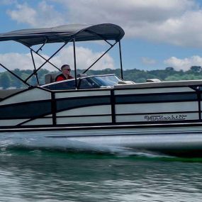 Captiva Boat Sales & Service servicing and selling luxury pontoons in Cincinatti, OH.