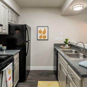 Elevate Apartments | Kitchen