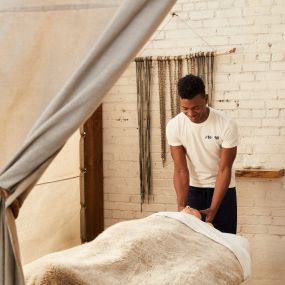 Bild von The NOW Massage Downtown Greenville