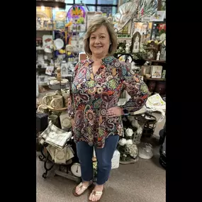 A few new Dear Scarlett tops!! 3 Lizzy and 1 boyfriend style!! Great for any occasion and especially trips since they are wrinkle free!! Sizes S-3X, $29.99! 
Shop online, too!!