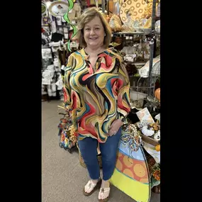 A few new Dear Scarlett tops!! 3 Lizzy and 1 boyfriend style!! Great for any occasion and especially trips since they are wrinkle free!! Sizes S-3X, $29.99! 
Shop online, too!!