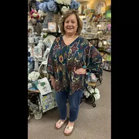 A few new Dear Scarlett tops!! 3 Lizzy and 1 boyfriend style!! Great for any occasion and especially trips since they are wrinkle free!! Sizes S-3X, $29.99! 
Shop online, too!!