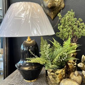 Light up your Wednesday morning with one (or two ????) of our beautiful lamps! We have a huge variety of lamps depending on size, color, shape, texture, material, and the shade too. 
What features are you looking for when you shop for new lamps? Let us know below!