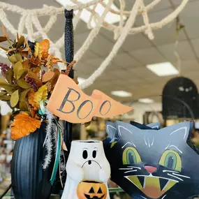 Happy Halloween Week! To celebrate, enjoy 50% OFF Halloween & Fall Decor, starting today! ‼️
*All sales final, not valid on previous purchases, in store only.
Some exclusions apply— not valid on Geometry, clothes, food, candles, or Sassafras.