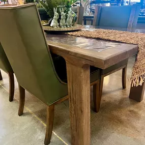 This solid wood table paired with green chairs is a showstopper! The warm tones of the wood and the sleek green seating create the perfect combination of style and comfort. It’s a versatile look that works beautifully for any space. Stop by and see it for yourself—it’s even better in person!
#missdaisys 
#dininginspo 
 #solidwoodfurniture 
#shoplocal