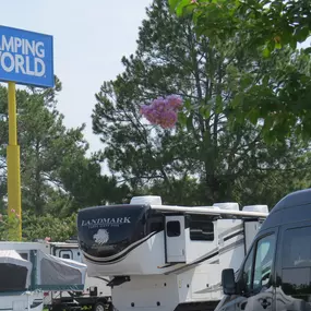 Bild von Camping World RV Sales