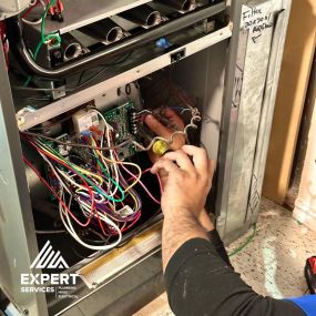 Bild von Expert Services - Plumbing, Heating, Air & Electrical