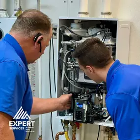 Bild von Expert Services - Plumbing, Heating, Air & Electrical