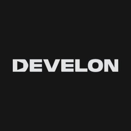 Logotipo de DEVELON North America