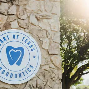 Heart of Texas Endodontics is the leading endodontic practice, now with two locations in the Central Texas area in Temple and Waco, TX.  Led by Dr. Ryan Allowitz, recognized as one of the Best Rated Endodontists in the Waco in McLennan and Temple/Belton area. Heart of Texas Endodontics utilizes the latest endodontic technologies, including digital radiographs, operating microscopes, internal teeth whitening, 3-D imaging, and the GentleWave system. We are located near the ExtraCo Event Center at 