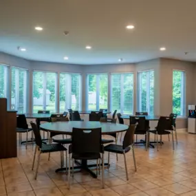 STR Behavioral Health Cedar Creek: Interior photo showcasing the kitchen and dining area of our residential mental health treatment center.