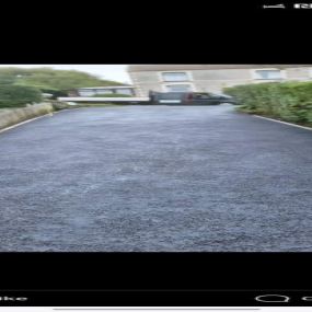 Bild von Black Mountain Tarmacadam Driveways