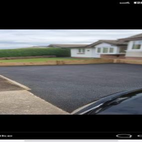 Bild von Black Mountain Tarmacadam Driveways