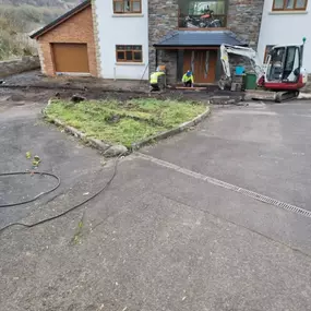 Bild von Black Mountain Tarmacadam Driveways