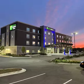 Bild von Holiday Inn Express & Suites Chicago Schaumburg, an IHG Hotel