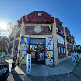 Bild von CoinFlip Bitcoin ATM - Gus Liquor (Detroit)